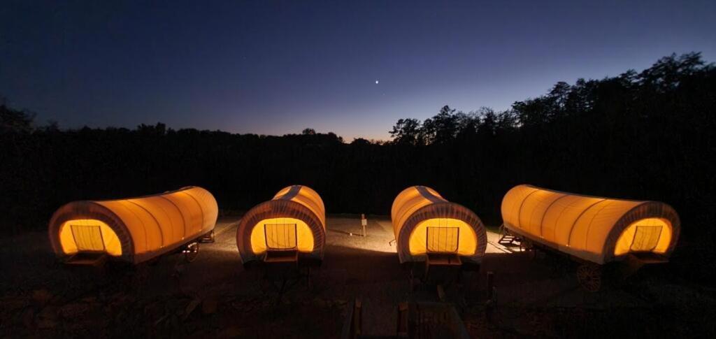 Smoky Hollow Outdoor Resort Covered Wagon Sevierville Zewnętrze zdjęcie