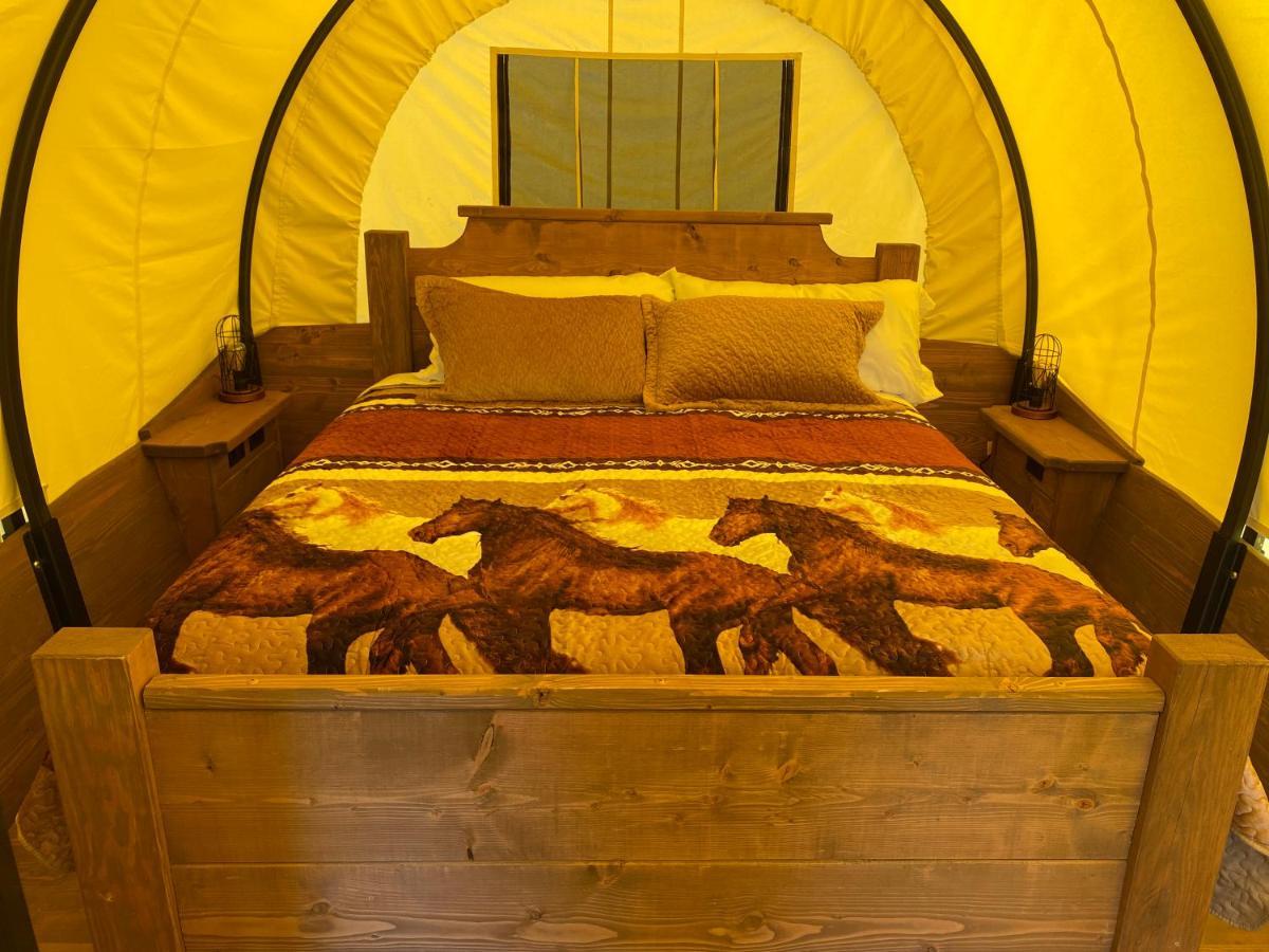 Smoky Hollow Outdoor Resort Covered Wagon Sevierville Zewnętrze zdjęcie