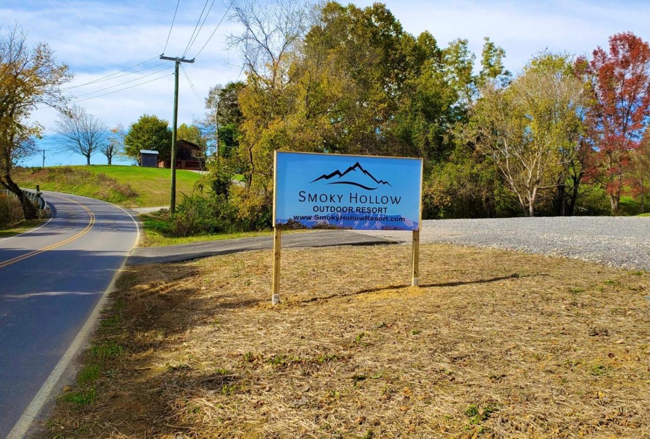 Smoky Hollow Outdoor Resort Covered Wagon Sevierville Zewnętrze zdjęcie